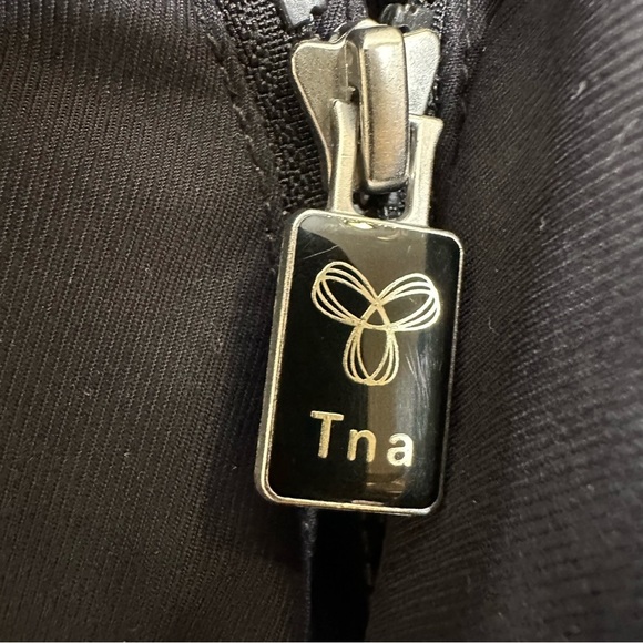 TNA Summit Women’s Winter Parka size S - Picture 5 of 15